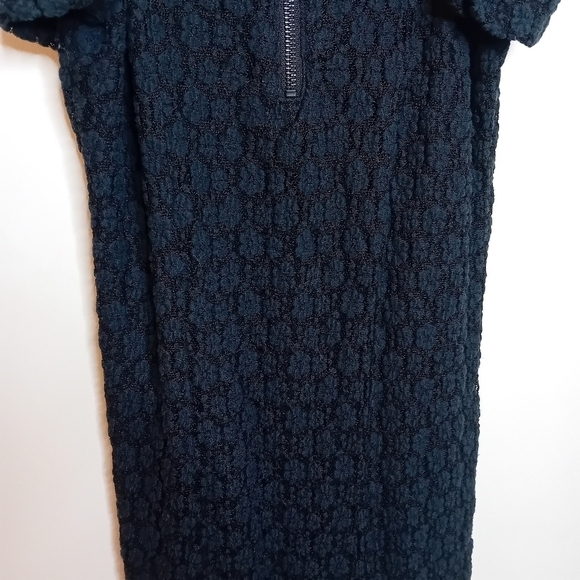 Silence + Noise Urban  Outfitter A-Line Off The Shoulder 3D Floral size Small - Picture 6 of 9